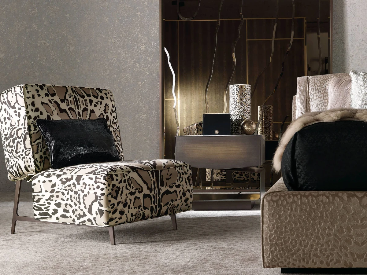 EIVISSA armchair