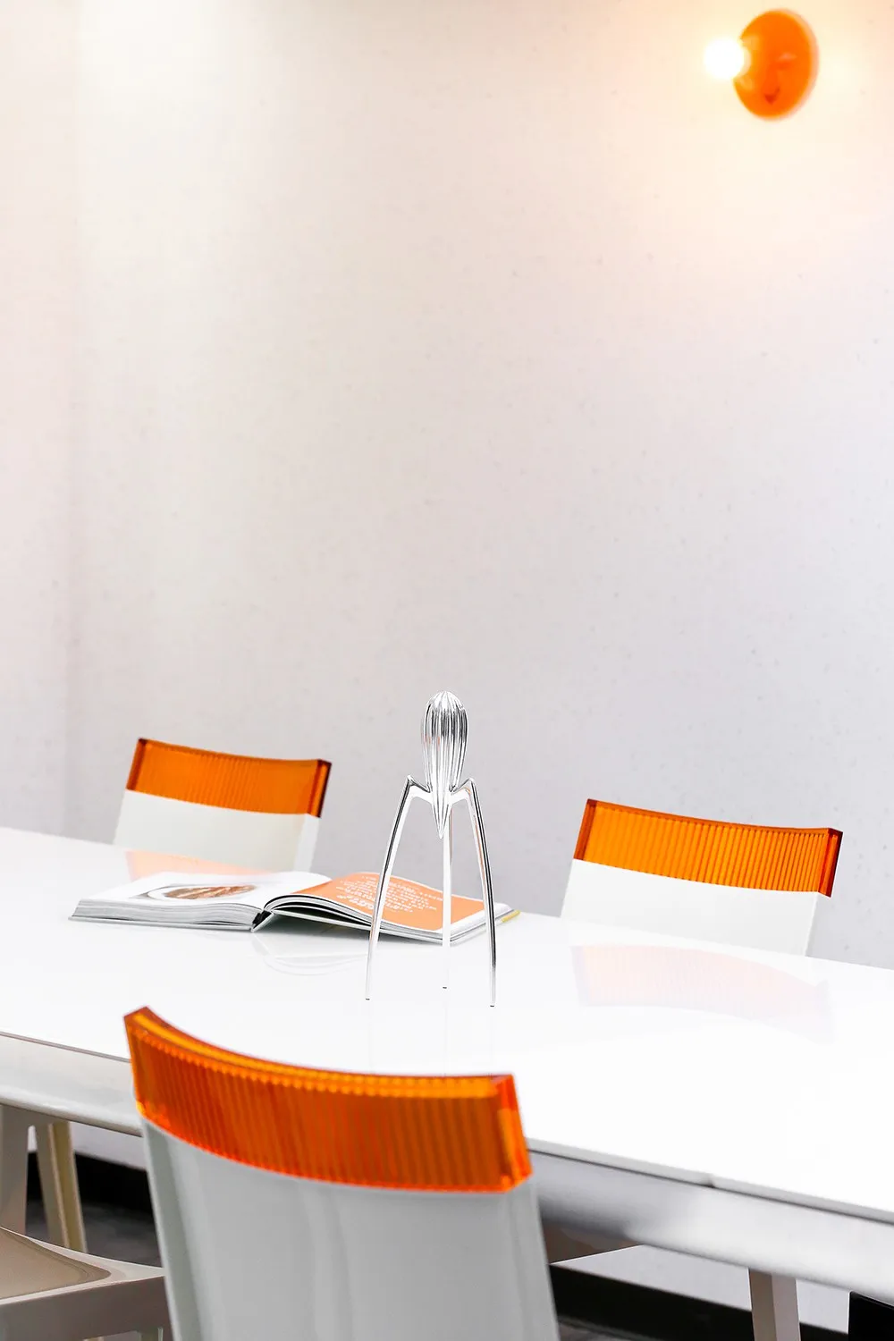 Kartell+Magis演绎简约高级办公空间